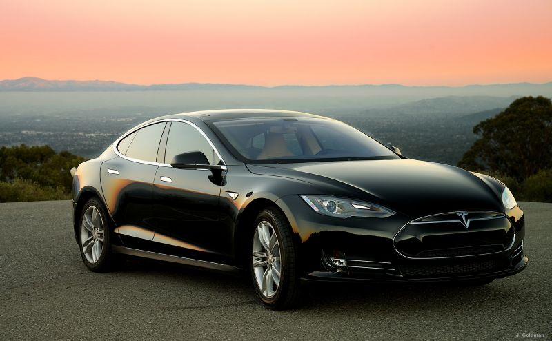 Tesla-Model-S