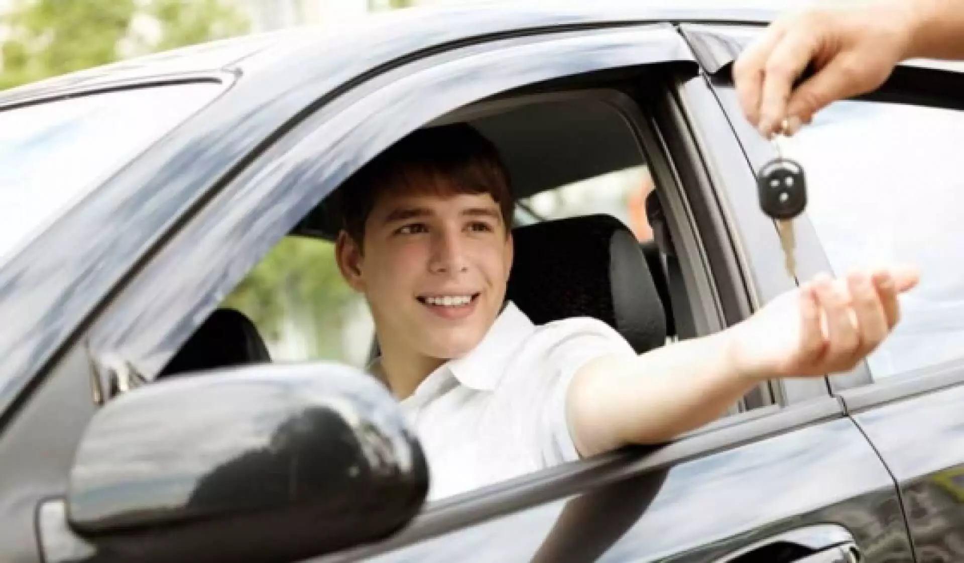 Guide-to-Your-Teen’s-First-Car