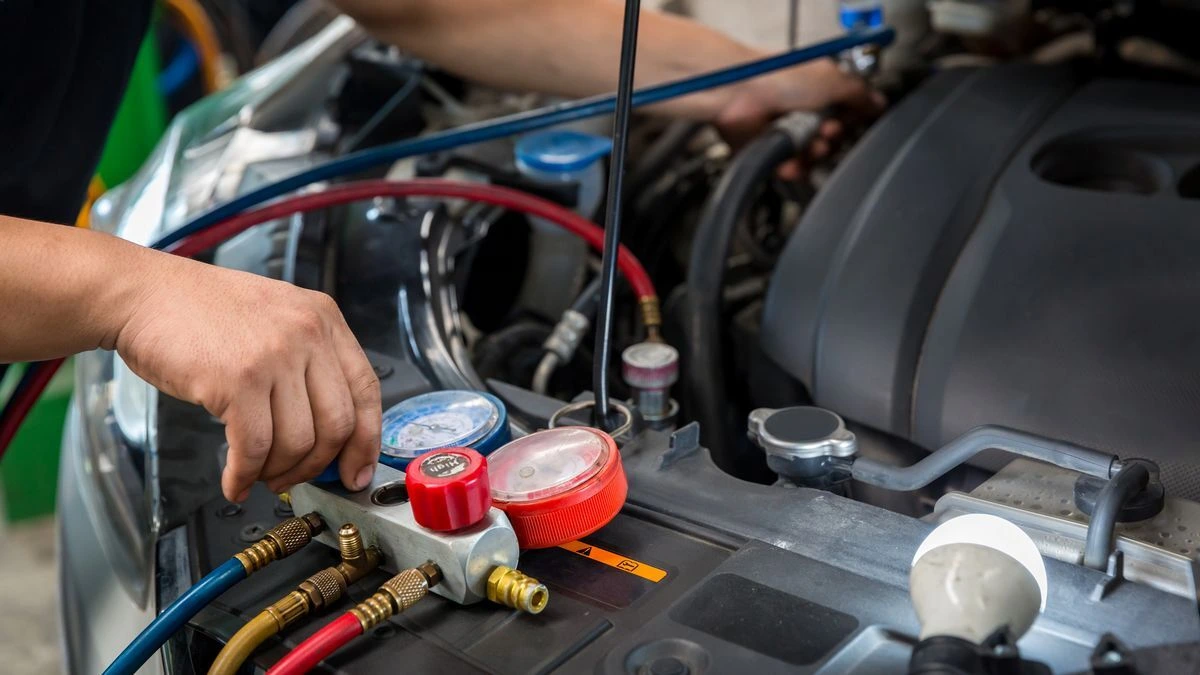 Car AC Refrigerant Leak Repair 2 Car AC Refrigerant Leak Repair