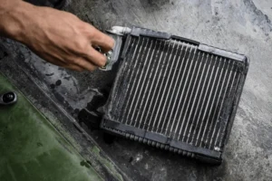 Car AC Refrigerant Leak Repair