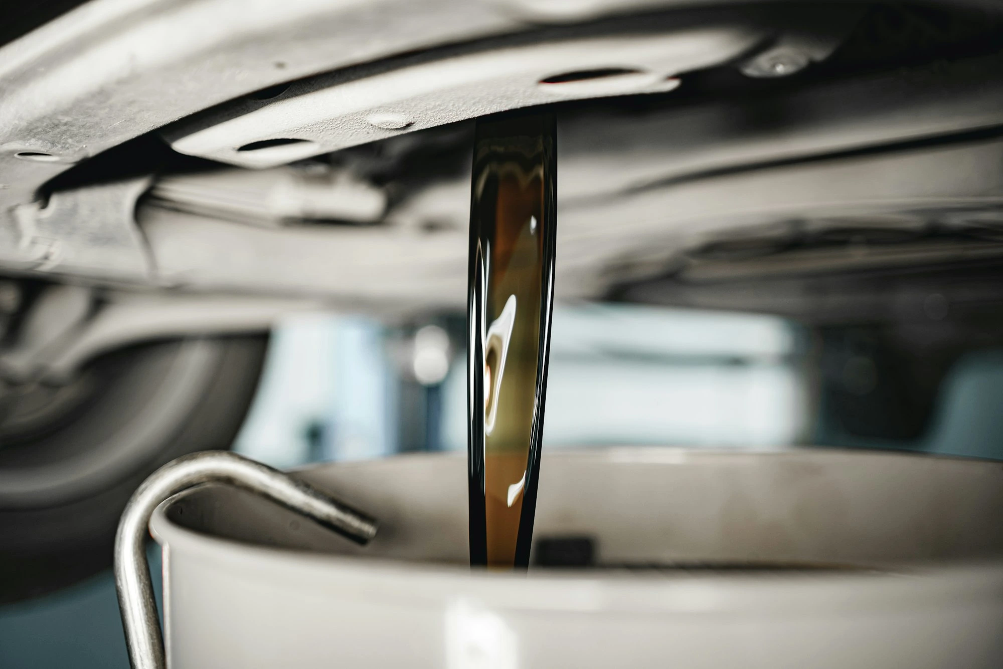 How to Change Oil in Car