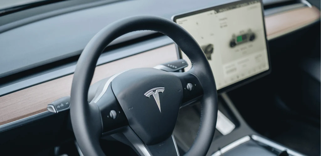 How to Turn Off Tesla
