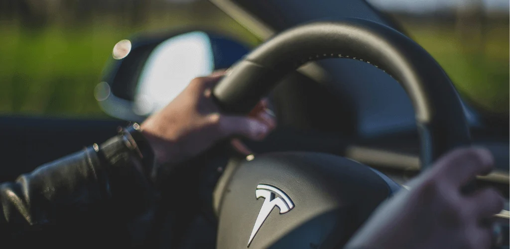 How to Turn Off Tesla